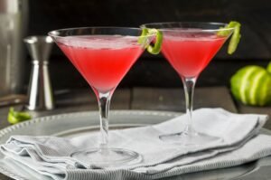 The Cosmopolitan: A Ageless Classic in the World of Cocktails