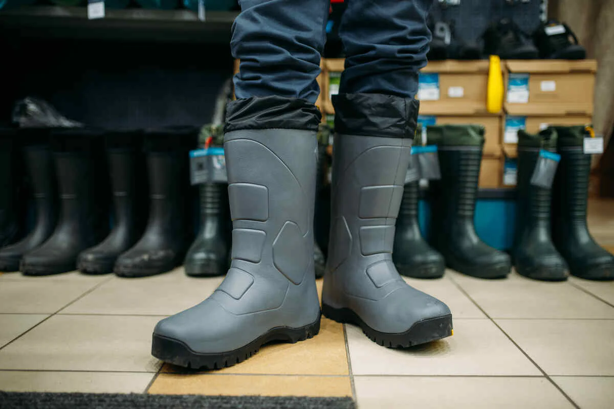 Fishing Boots: Basic Adapt for Each Angler